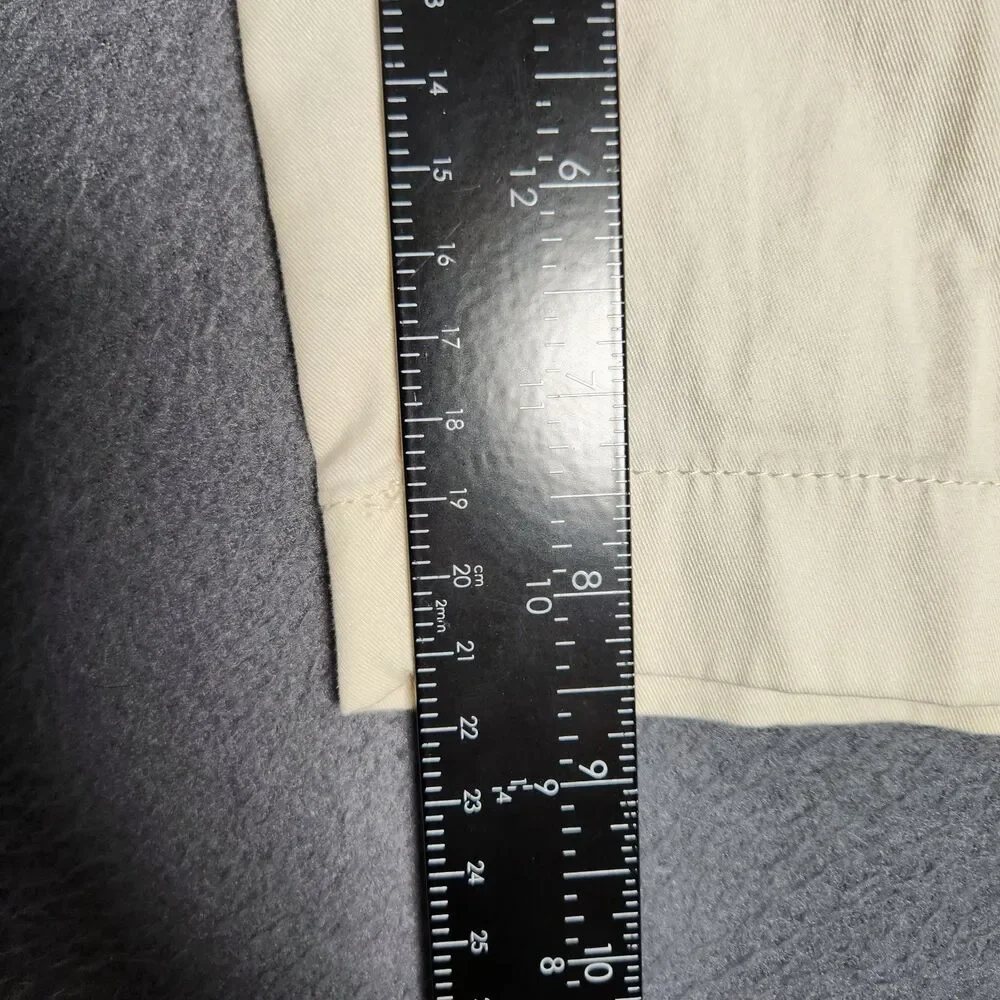 J. Crew Shorts Men 32 Cream 9